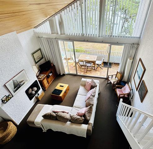Cap Ferret en 1ère ligne, superbe appartement d’architecte en prise directe avec le bassin