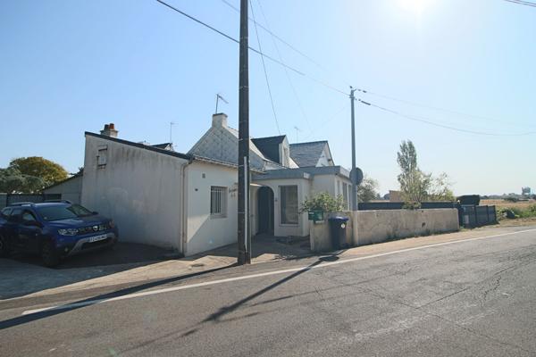 Maison à rénover  TRIGNAC CAMPAGNE  2 CHAMBRES