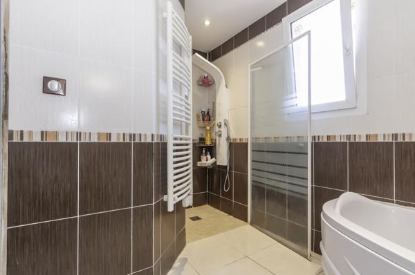 Maison à vendre |  Agde |  6 pièces | 104 m²