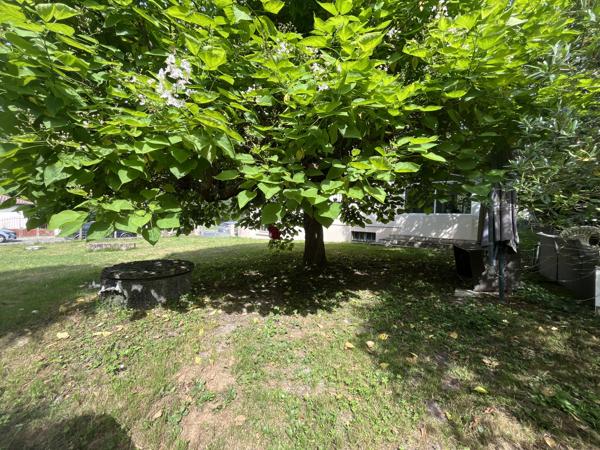 Maison Familiale à BAZAS Maison familiale de 185 m² rénovée avec dépendance – Centre de Bazas à pied