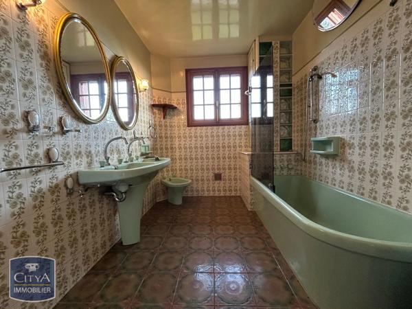Maison à vendre 6 pièces 158m² Charleville-Mézières (08000)