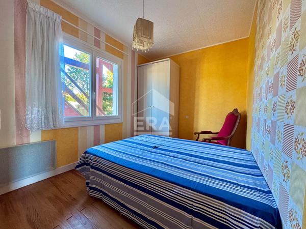 À 900 m de Pontaillac : Maison atypique avec terrain constructible en sus