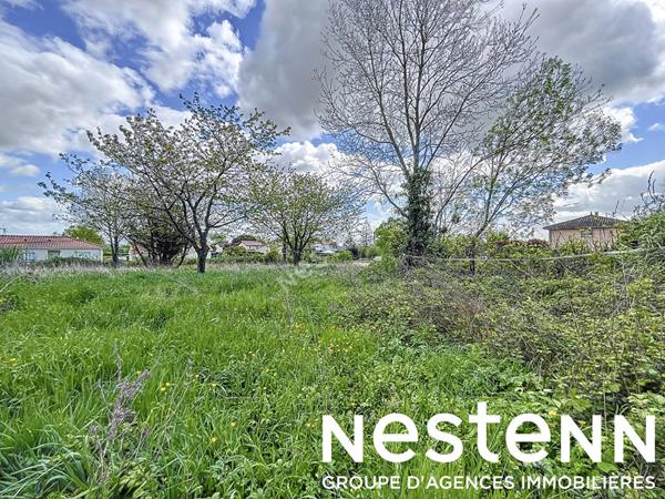 A vendre : Charmant Terrain à bâtir de 800m² - 71680 CRECHES SUR SAONE
