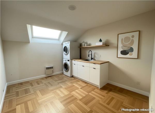 A vendre VANNES PORT IMMEUBLE DE RAPPORT 154 m² 3 appartements un local commercial