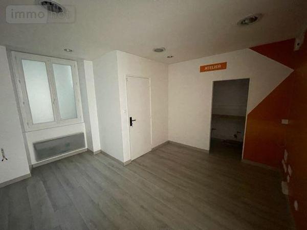 Local mixte (Professionnel/Habitation) à vendre à Le Grand-Lucé dans la Sarthe (72150), ref : 13816/1097   
CENTRE DU VILLAGE