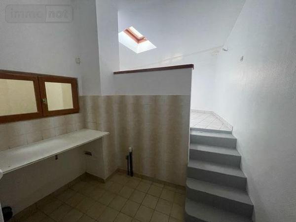 Local mixte (Professionnel/Habitation) à vendre à Le Grand-Lucé dans la Sarthe (72150), ref : 13816/1097   
CENTRE DU VILLAGE