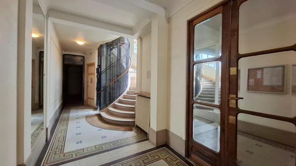 Appartement 2 pièces 32 m2  rue Labrouste Paris 15