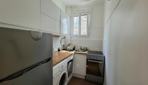 Appartement 2 pièces 32 m2  rue Labrouste Paris 15