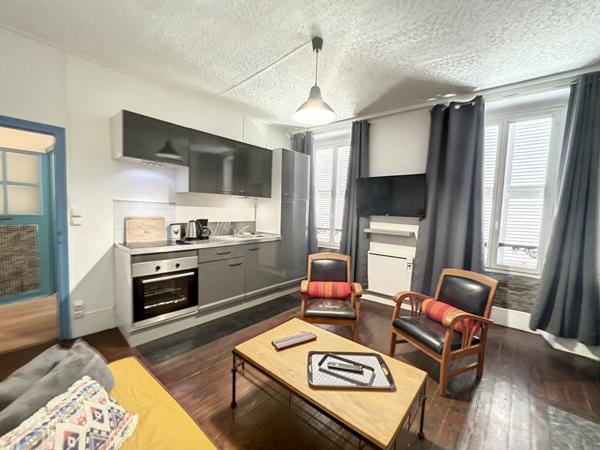 Appartement à louer    2 pièces • 36 m2 Janville