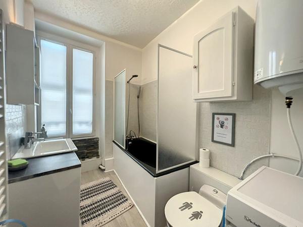 Appartement à louer    2 pièces • 36 m2 Janville
