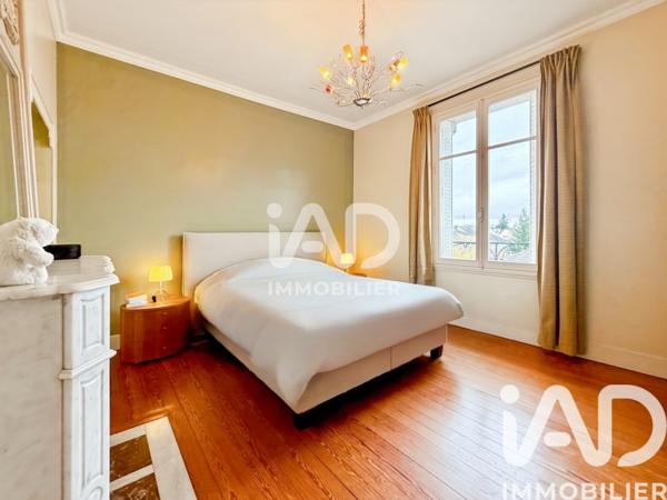 Maison à vendre 8 pièces 163 m² Compiègne