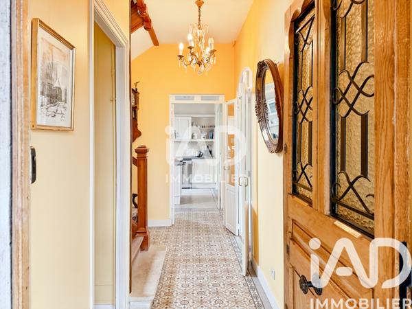 Maison à vendre 8 pièces 163 m² Compiègne