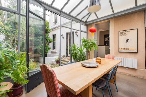 Appartement Paris 15e - GEORGES BRASSENS