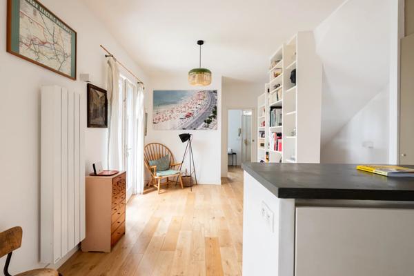Appartement Paris 15e - GEORGES BRASSENS