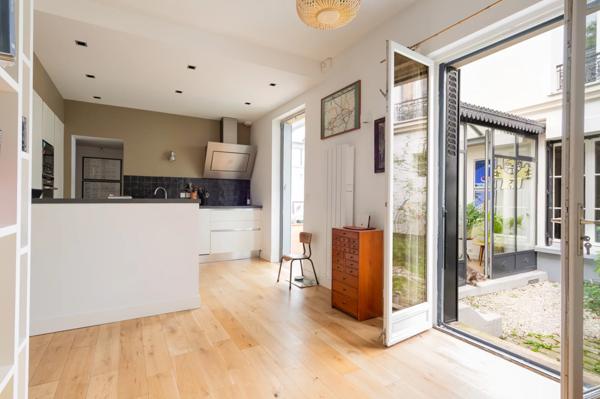 Appartement Paris 15e - GEORGES BRASSENS