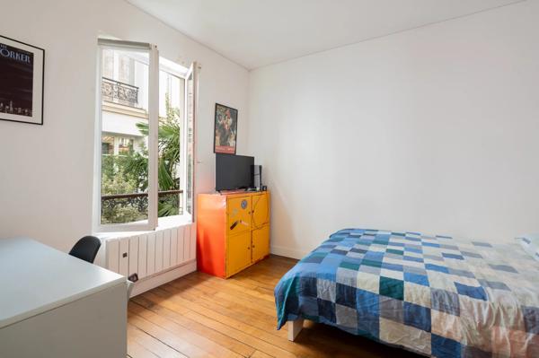 Appartement Paris 15e - GEORGES BRASSENS