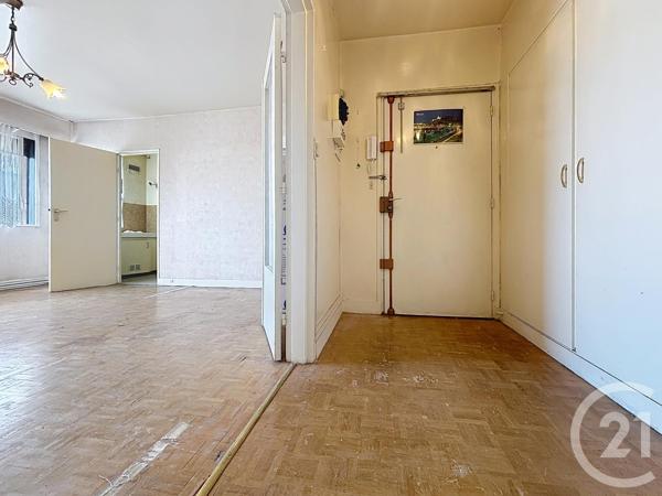 Appartement F2 à vendre  2 pièces - 47,09 m 2   PARIS  - 75012