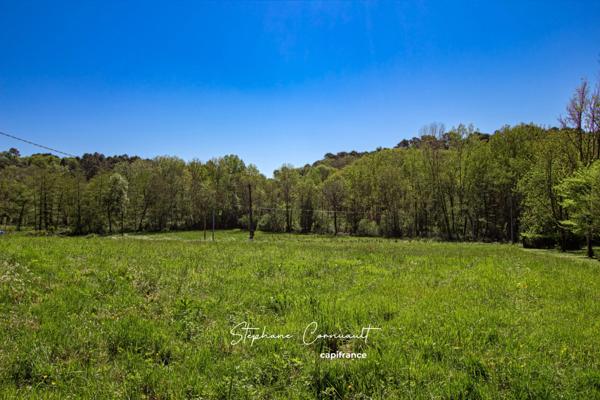 Terrain à bâtir de 1711 m²