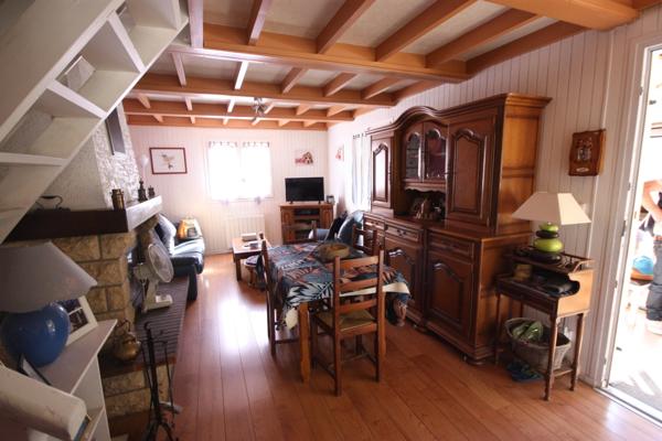 Maison à vendre 5 pièces de 84 m² sur les hauteurs de TENAY (01) sur un terrain de 1516 m²