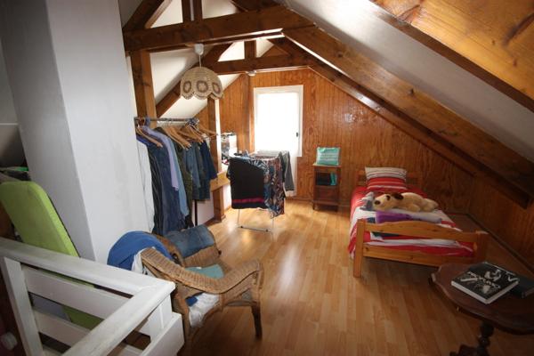 Maison à vendre 5 pièces de 84 m² sur les hauteurs de TENAY (01) sur un terrain de 1516 m²
