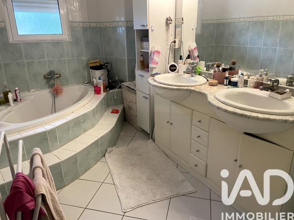 Maison à vendre 4 pièces 117 m² Marcillac-Saint-Quentin