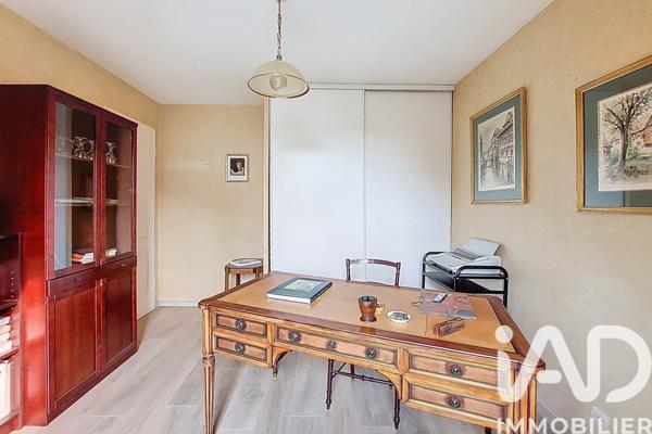Maison à vendre 7 pièces 139,82 m² Mandres-les-Roses