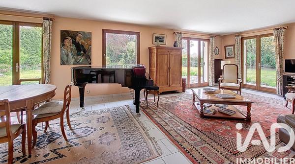 Maison à vendre 7 pièces 139,82 m² Mandres-les-Roses