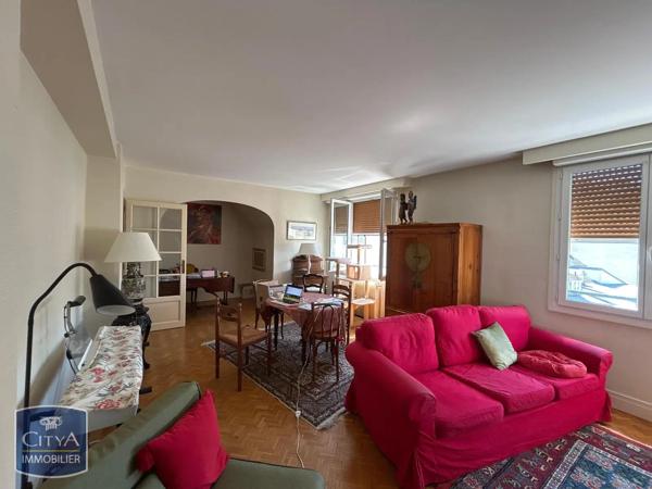 Appartement à louer 4 pièces 88.29m² Tours (37000)