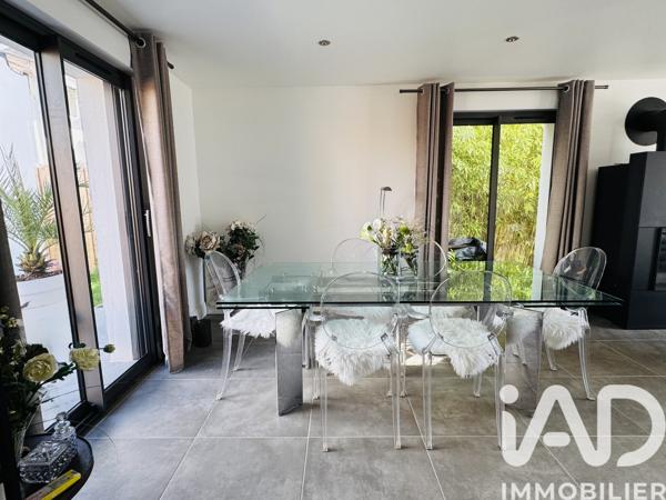 Maison à vendre 5 pièces 145 m² Mérignac