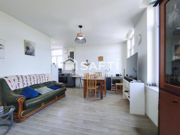 Ensemble immobilier avec revenu locatif immédiat !