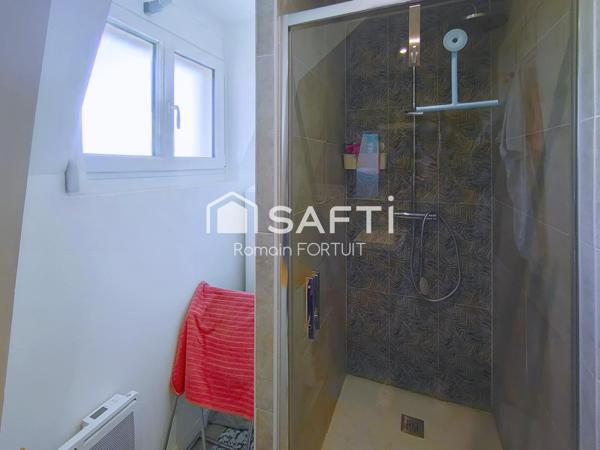 Ensemble immobilier avec revenu locatif immédiat !