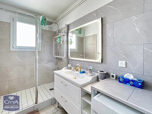 Appartement à vendre 3 pièces 70.05m² Bourges (18000)