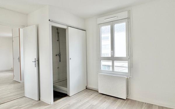 Immeuble à vendre    7 pièces • 217 m2 Le Havre
