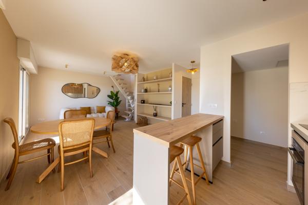  60 M2 avec 36 m2 de terrasse 6 couchages en duplex I Le Trayas-Saint Raphaël
