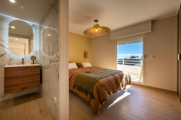  60 M2 avec 36 m2 de terrasse 6 couchages en duplex I Le Trayas-Saint Raphaël