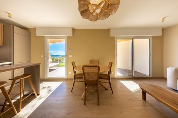  60 M2 avec 36 m2 de terrasse 6 couchages en duplex I Le Trayas-Saint Raphaël