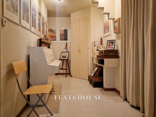Appartement
                                                                                                                                                                                                                                                                                                                        4 pièce(s)                                                                                                                                                                                                          2 chambre(s)                                                                                                                                                                                                          87.7  m²