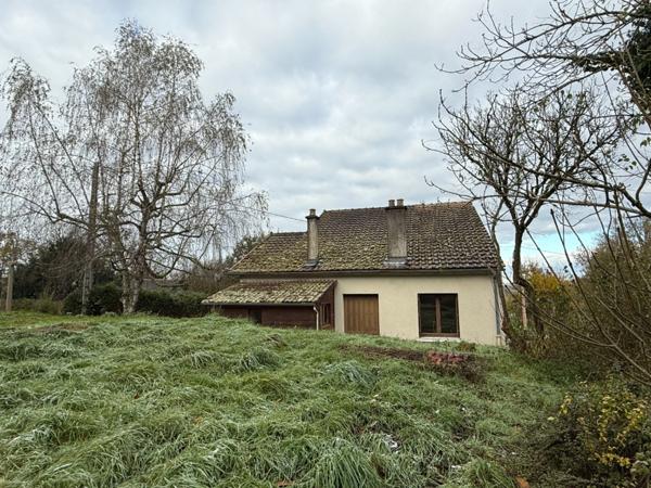 Maison 3 pièces 72m² à finir de restaurer+grenier aménageable avec grange indépendante sur 1363m² de terrain 81 500 €
