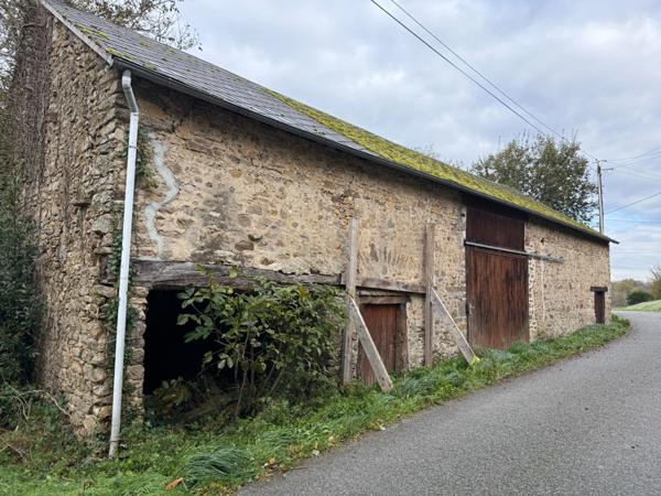 Maison 3 pièces 72m² à finir de restaurer+grenier aménageable avec grange indépendante sur 1363m² de terrain 81 500 €