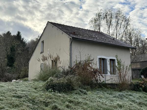 Maison 3 pièces 72m² à finir de restaurer+grenier aménageable avec grange indépendante sur 1363m² de terrain 81 500 €