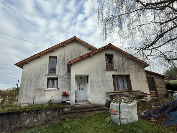 Maison 3 pièces 72m² à finir de restaurer+grenier aménageable avec grange indépendante sur 1363m² de terrain 81 500 €
