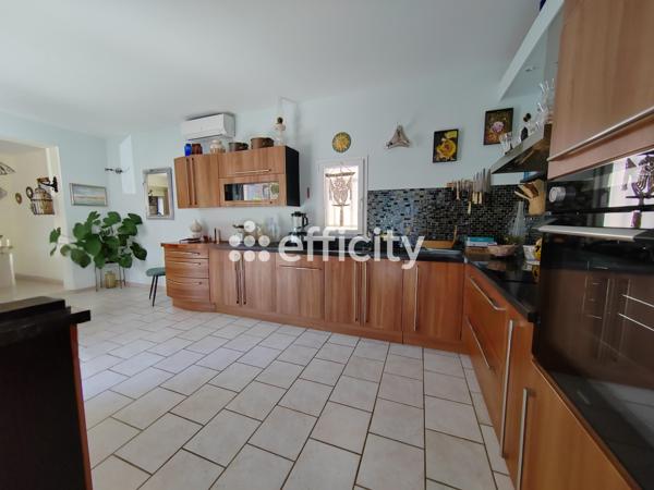 Maison
         5 pièces
        - 123 m² Bien prestige 412 000 € *