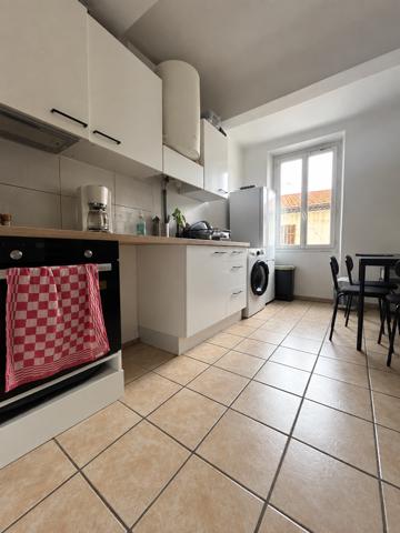 Appartement
         1 pièce
        - 32 m² 100 000 € *