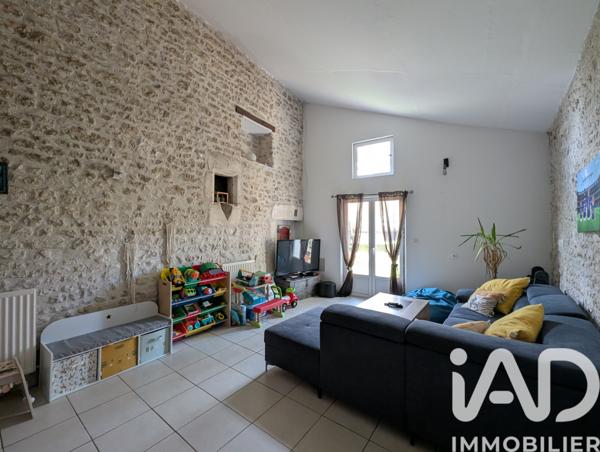 Maison à vendre 4 pièces 108 m² Pérignac