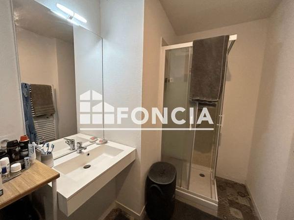 Location Appartement 2 pièces 42.6 m² - 60 RUE DU DOCTEUR SCHWEITZER Villenave D'ornon 33140