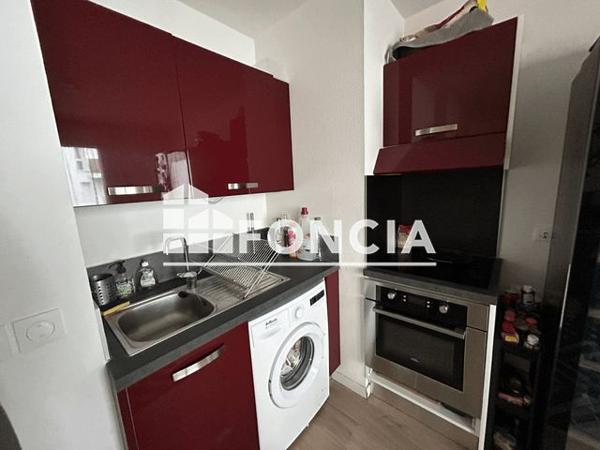 Location Appartement 2 pièces 42.6 m² - 60 RUE DU DOCTEUR SCHWEITZER Villenave D'ornon 33140