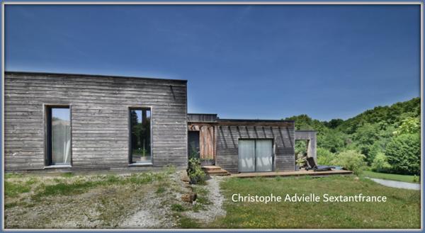 Maison ossature bois RT 2012, plain pied , 4 chambres, terrain de 6177 M2 en fond d'impasse avec belle vue