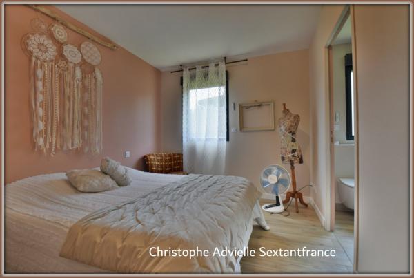 Maison ossature bois RT 2012, plain pied , 4 chambres, terrain de 6177 M2 en fond d'impasse avec belle vue