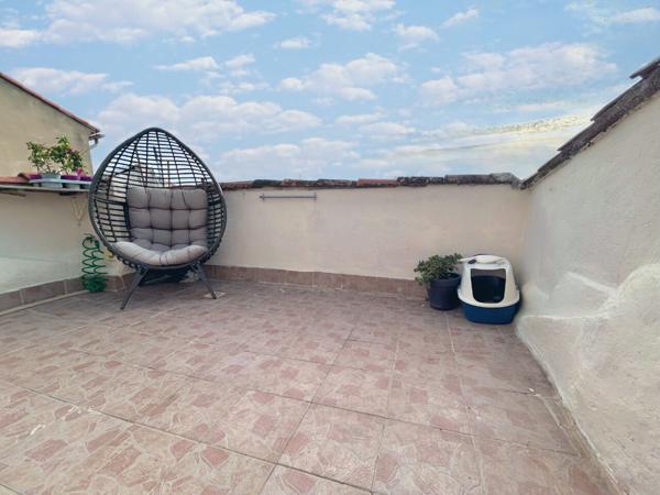 Maison de ville Sollies Pont 4 pièce(s) 103 m2 3 chambres proche commodité centre ville toulon var maison village a vendre acheter