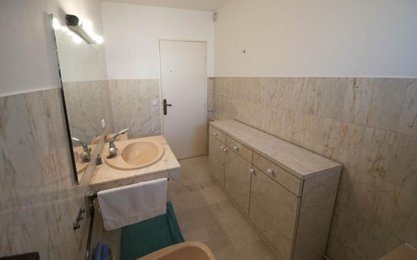 Appartement à vendre    4 pièces • 82,30 m2 Cagnes-sur-Mer